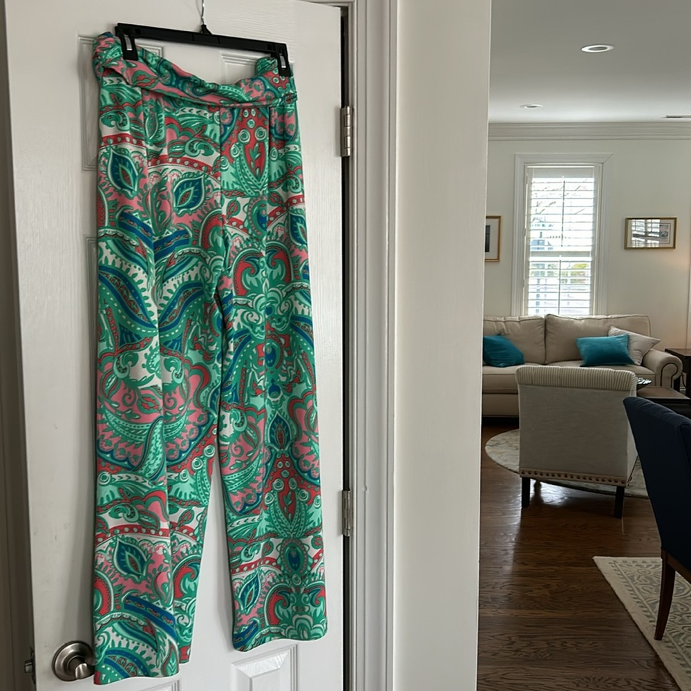 Gorgeous, light, wide leg Tracy Negoshian pant!